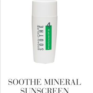 Rodan + Fields soothe mineral sunscreen *unopened*